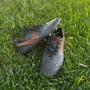 Nike Black and Orange Athletic Cleats for Enhanced Performance